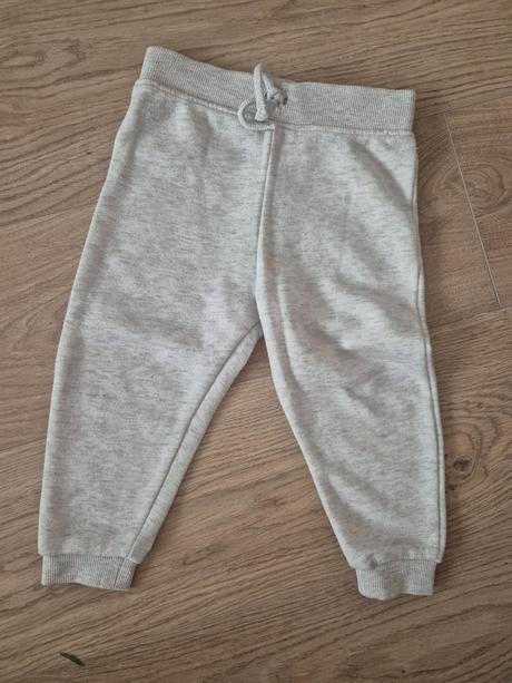 Tepláky primark vel. 92, primark,92