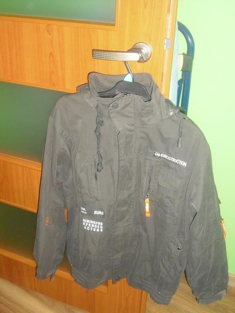 Chlapecká bunda, 164