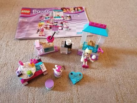 Lego friends 41308 stephanie a její cukrárna, 