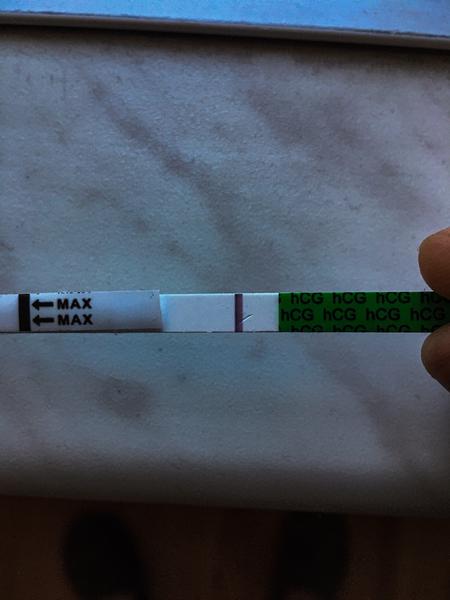 Těhu test. Vidíte na fotkách něco?