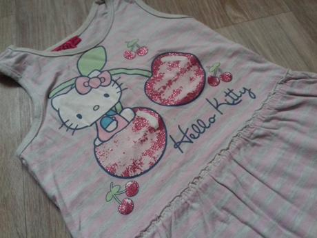 Šaty, šatičky, sanrio,98