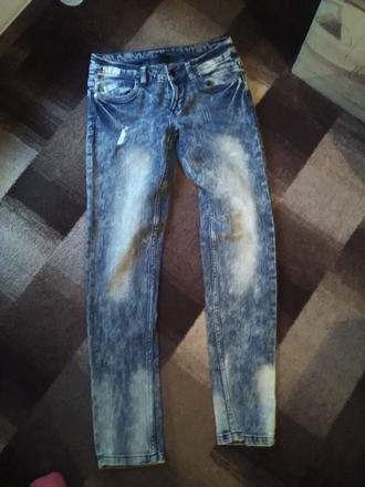 Džíny, 146