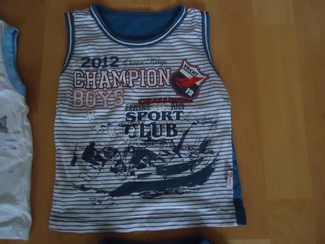 2 letní soupravy, 80