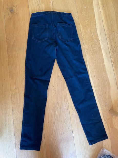 Dzeginy, calzedonia,134