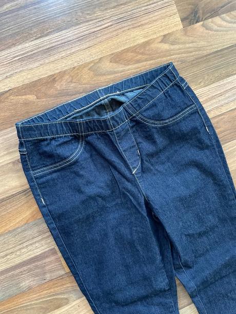 Nové džíny vel xs, ca, c&a,xs
