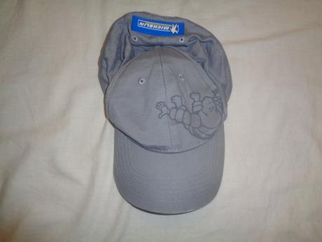 Šedá kšiltovka michelin, 134