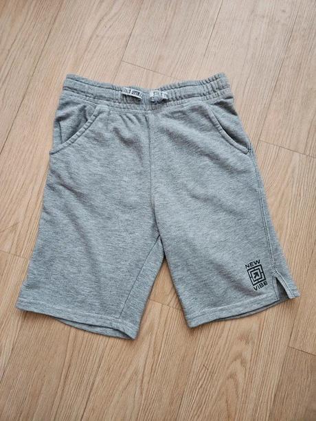 Kraťasy f&f, vel. 146, f&f,146