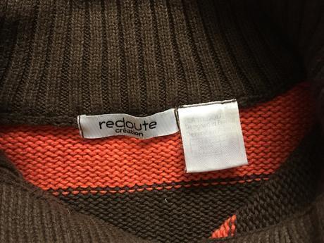 Hnědo-oranzově prouhovaný svetr (vel. 134/140), 134