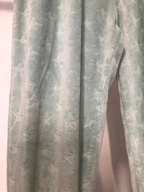 Zelenkavé sametové tepláky, 152