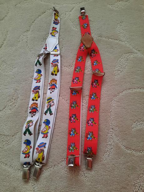 Kšandy pro holčičku,