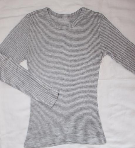 Ak103. pruhované elastické tričko, 140