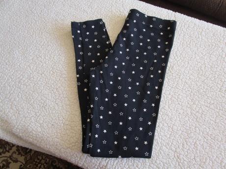 Téměř nenošené teplejší černé bavl. legíny, tesco,152