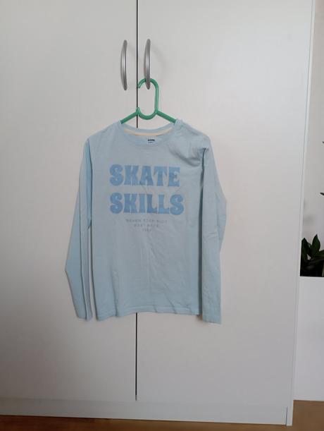 Blankytně modré tričko, sinsay,140