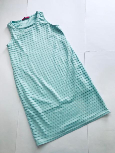 Šaty letní mentolové barvy  - v.8/9 let, young dimension,134