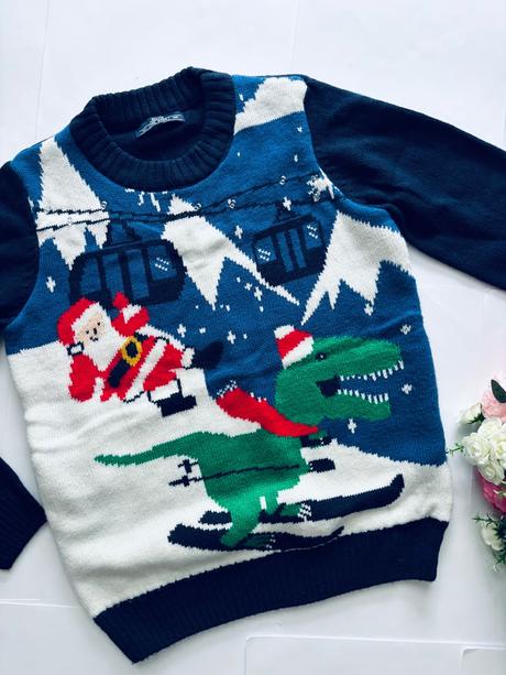 D79/ svetr vánoční - v.9 let zn. bojs, 134