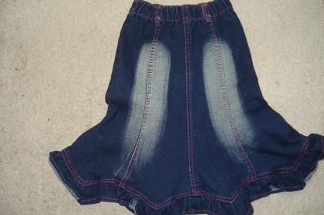 Riflová sukně, 122