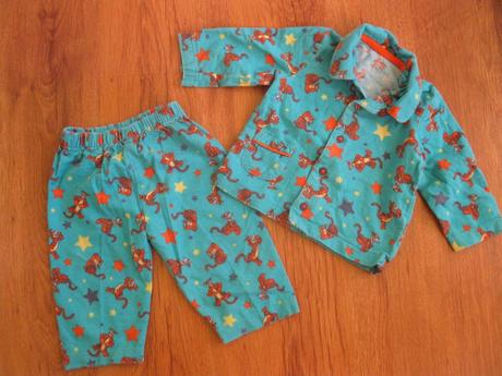 Flanelové pyžamo, disney,68
