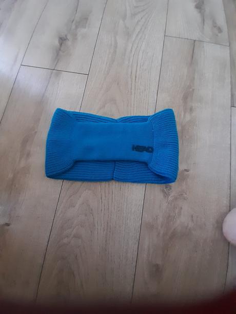 Zimní sportovní čelenka,