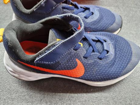 Tenisky nike revolution 6, velikost 33,5, nike,33