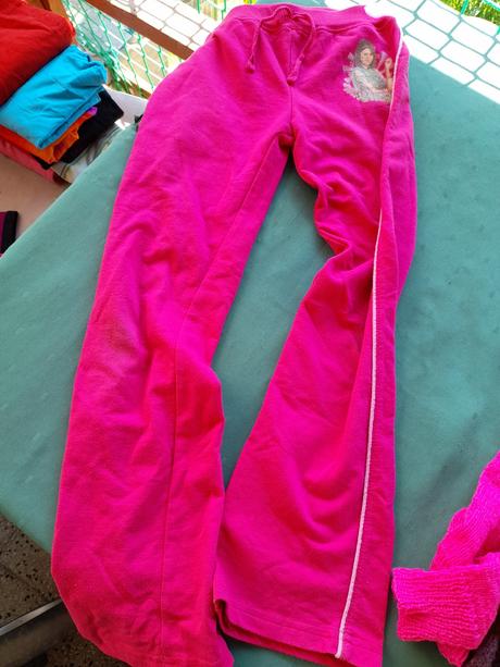 Sytě růžov dívčí tepláky na holku, 134