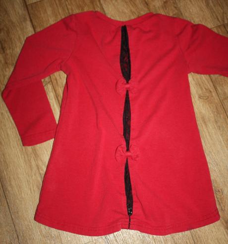 Tunika s krajkovou vsadkou na zádech, 116