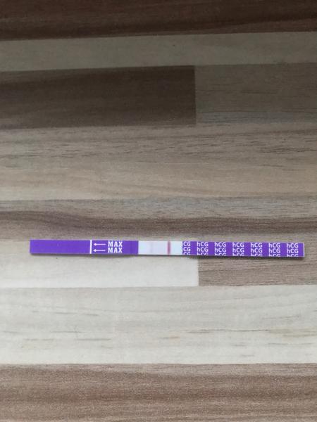 Co znamenají rozdílné výsledky těhotenských testů?