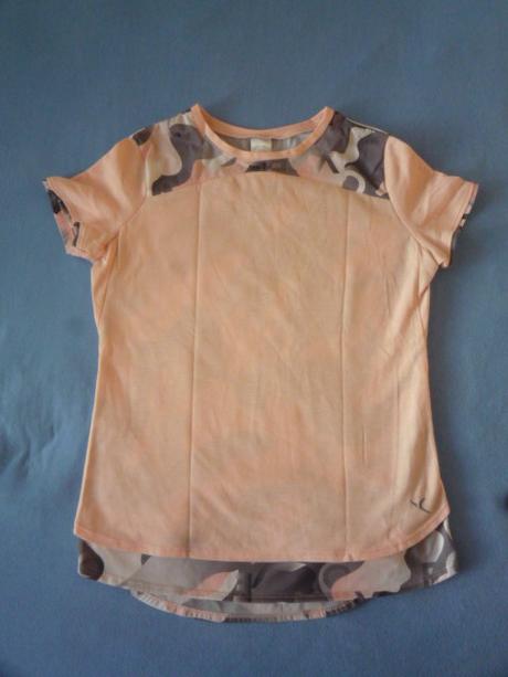 Sportovní set - tepláková souprava, triko, legíny, decathlon,146