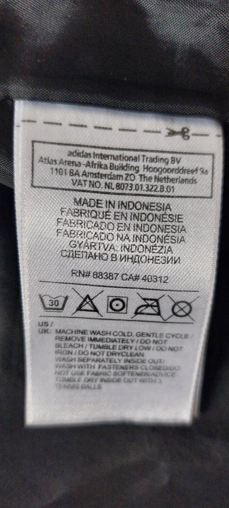 Černá vesta adidas vel.164, adidas,xs