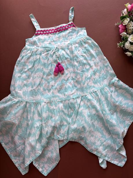 Ob/ šaty s cípy -v. 4/5 let, 110