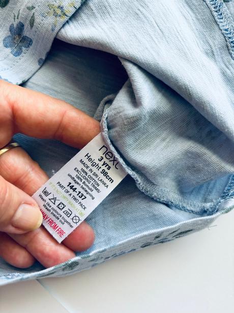 Triko s květy - v.3 roky zn. next, next,98