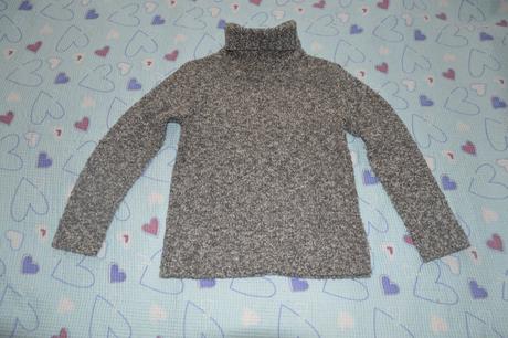 134 140 svetr s rolákem, 8 let, 134