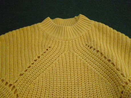 Hořčicový svetr vel.12-13, 158