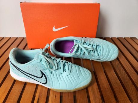 Sálové tenisky sportovní boty nike legend vel. 40, nike,40