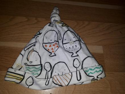 Bílá čepice next 86, next,86