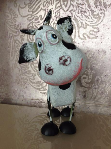 Plechová kravička dekorace balkon zahrada terasa, 
