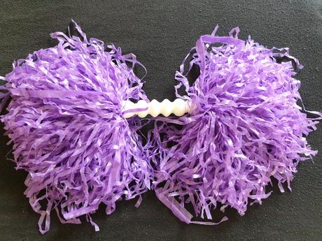 Třásně pro roztleskavacku, 