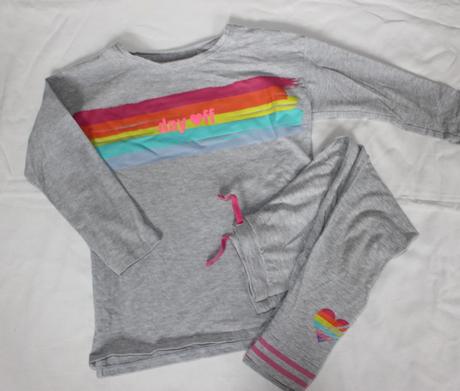 Ob3. správné, originální pyžamo 7-8 let, next,128