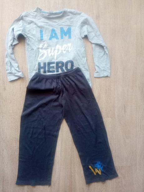 Dětské pyžamo, 110