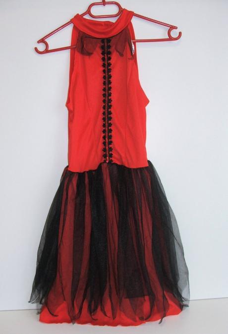 R27 karnevalové šaty vel. 11-12 let,