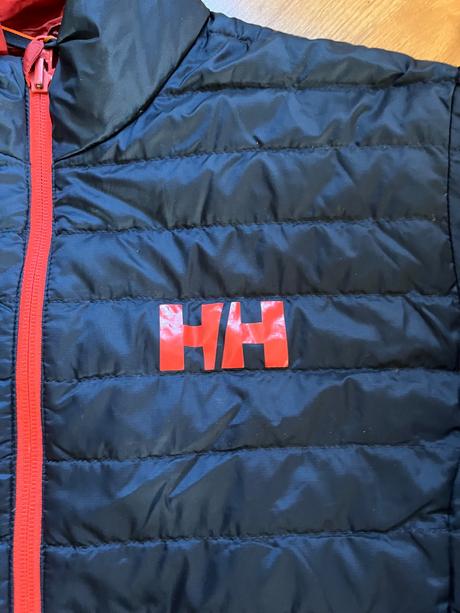 Lehká péřová oboustranná bunda hally hansen, 176