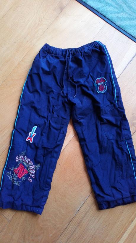 Outdoorové kalhoty, 98