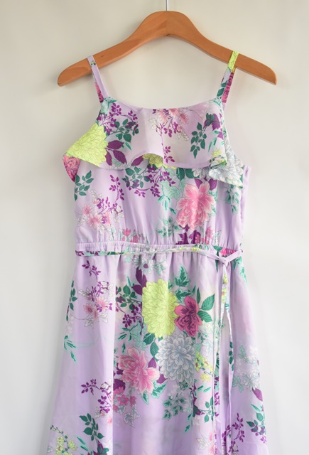 Šaty vel. 10 - 12 let, 146