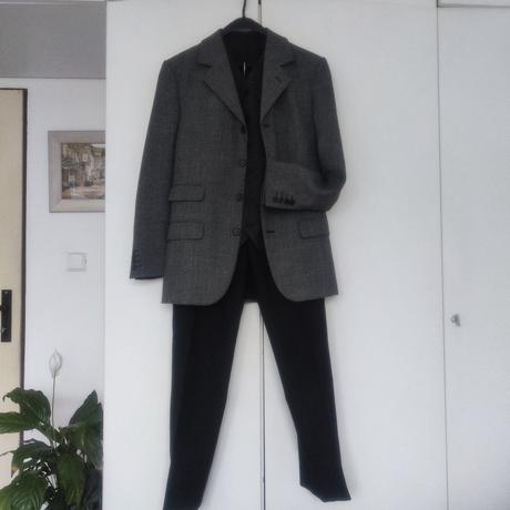 Chlapecký pánský oblek 3dílný zn probene, s