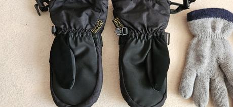 4x dětské chlapecké zimní rukavice (5-7let), 122