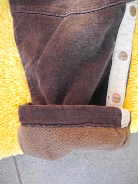 Podšité manšestráky, monsoon,134