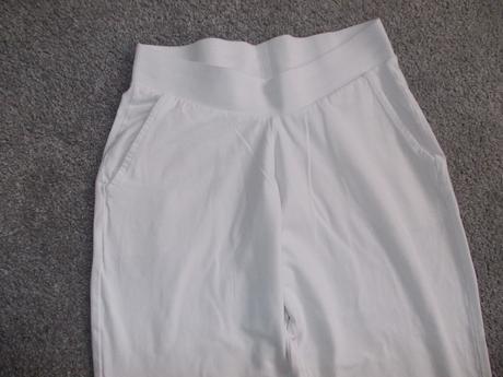 Bílé tepláky / tepláčky, vel.158/164, 158