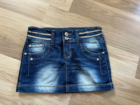 Riflová sukně, 146