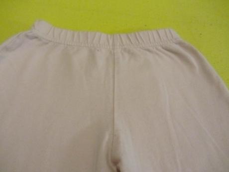 Pyžamové kalhoty., 80