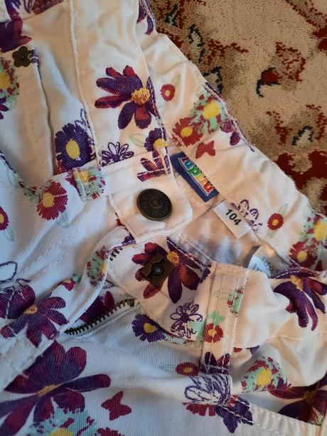 Květinkové kalhoty, lupilu,104