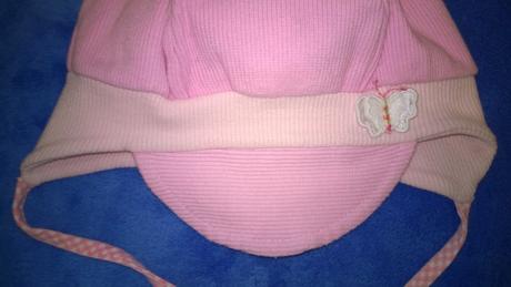 5 x klobouk / čepice / šátek, cca 1-4 roky,50kč/ks, 86